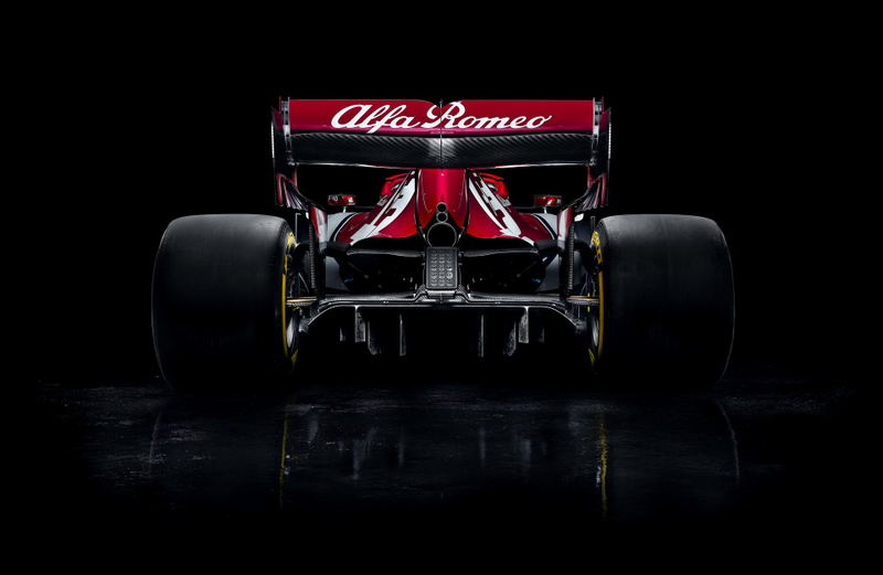 Illustration for article titled Alfa Romeo F1 Just Needs to Run Its Valentine's Day Livery All Year